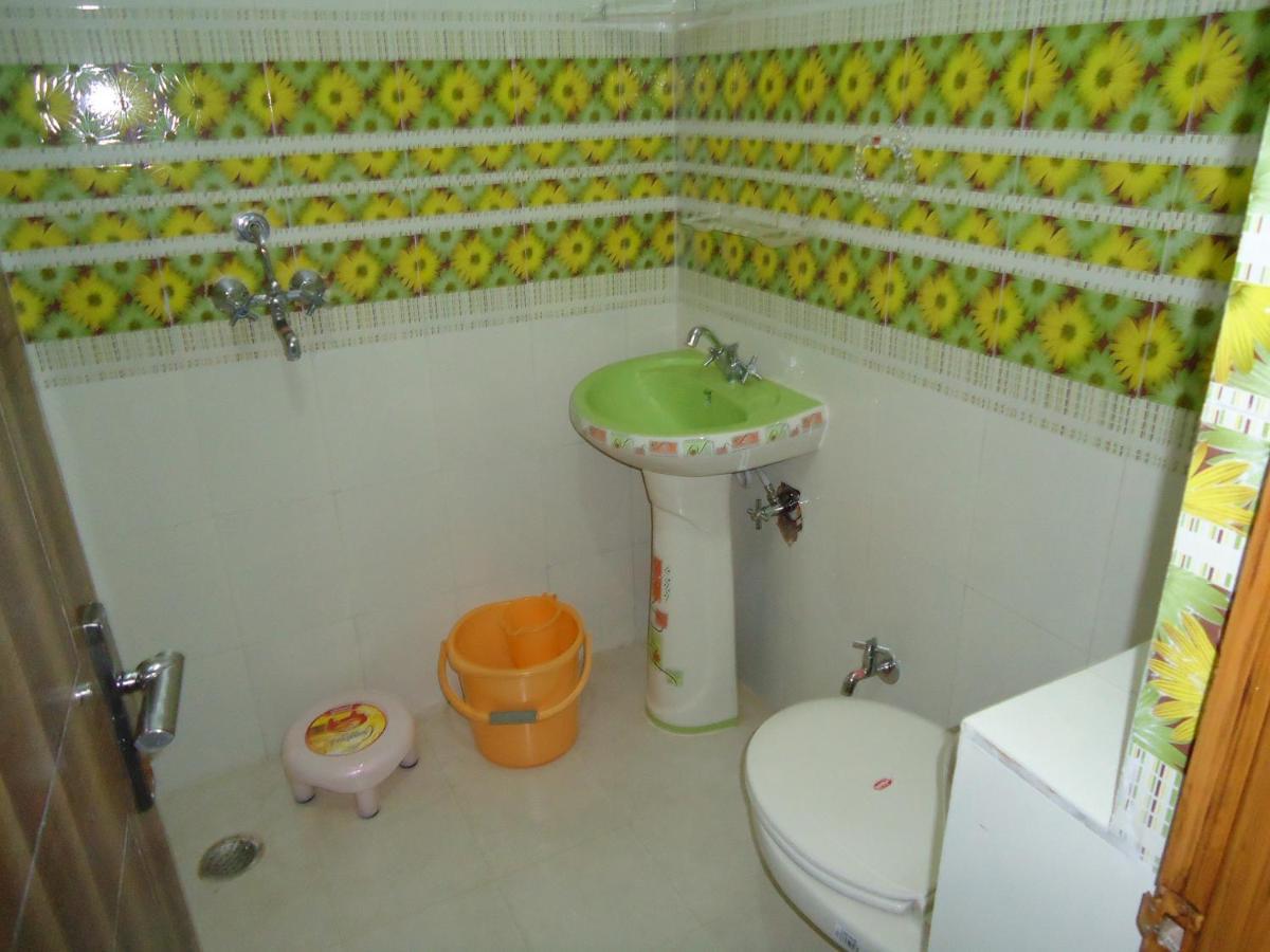 Basil Inn Home Stay Walking Distance From Taj Mahal Agra Agra  Eksteriør billede