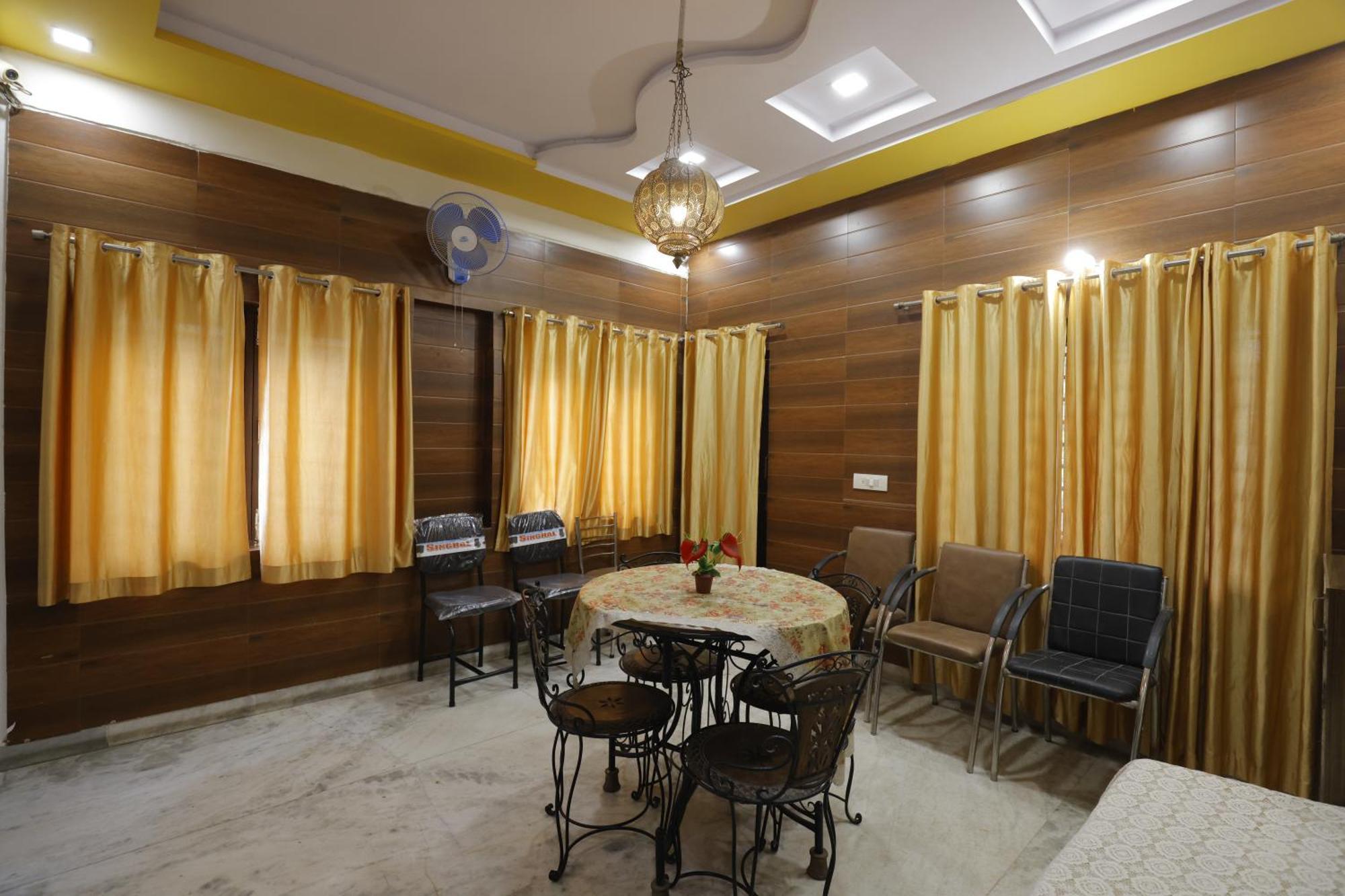 Basil Inn Home Stay Walking Distance From Taj Mahal Agra Agra  Eksteriør billede