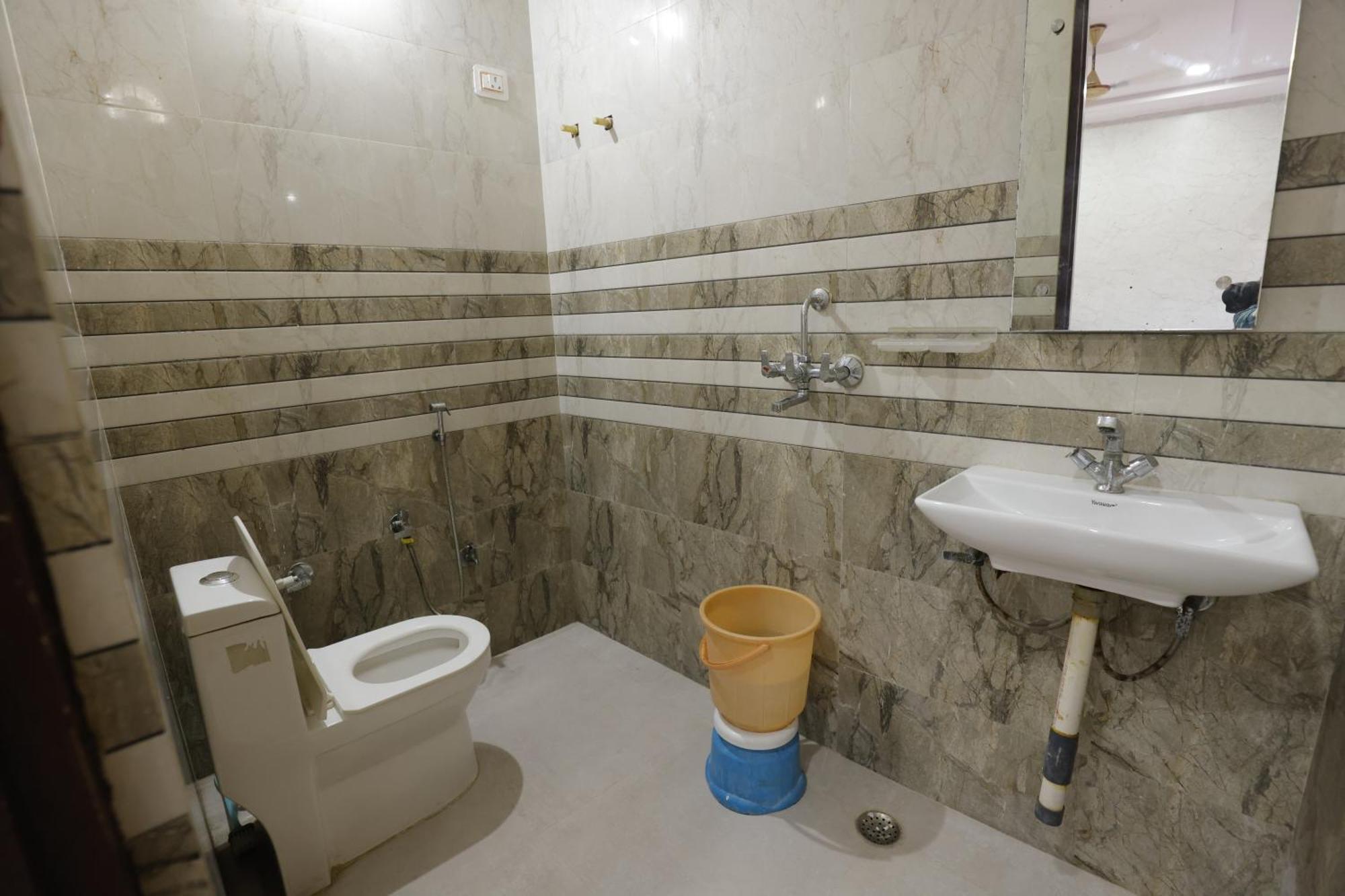 Basil Inn Home Stay Walking Distance From Taj Mahal Agra Agra  Eksteriør billede