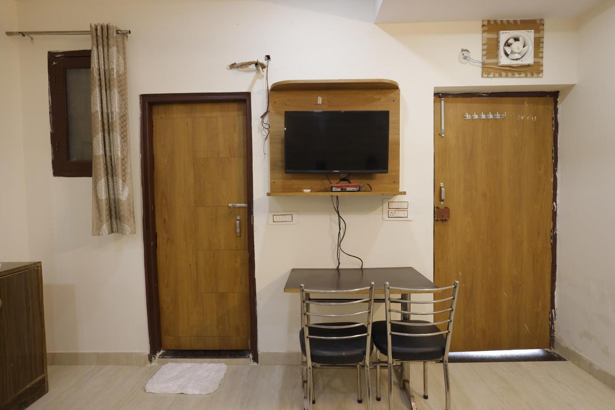 Basil Inn Home Stay Walking Distance From Taj Mahal Agra Agra  Eksteriør billede